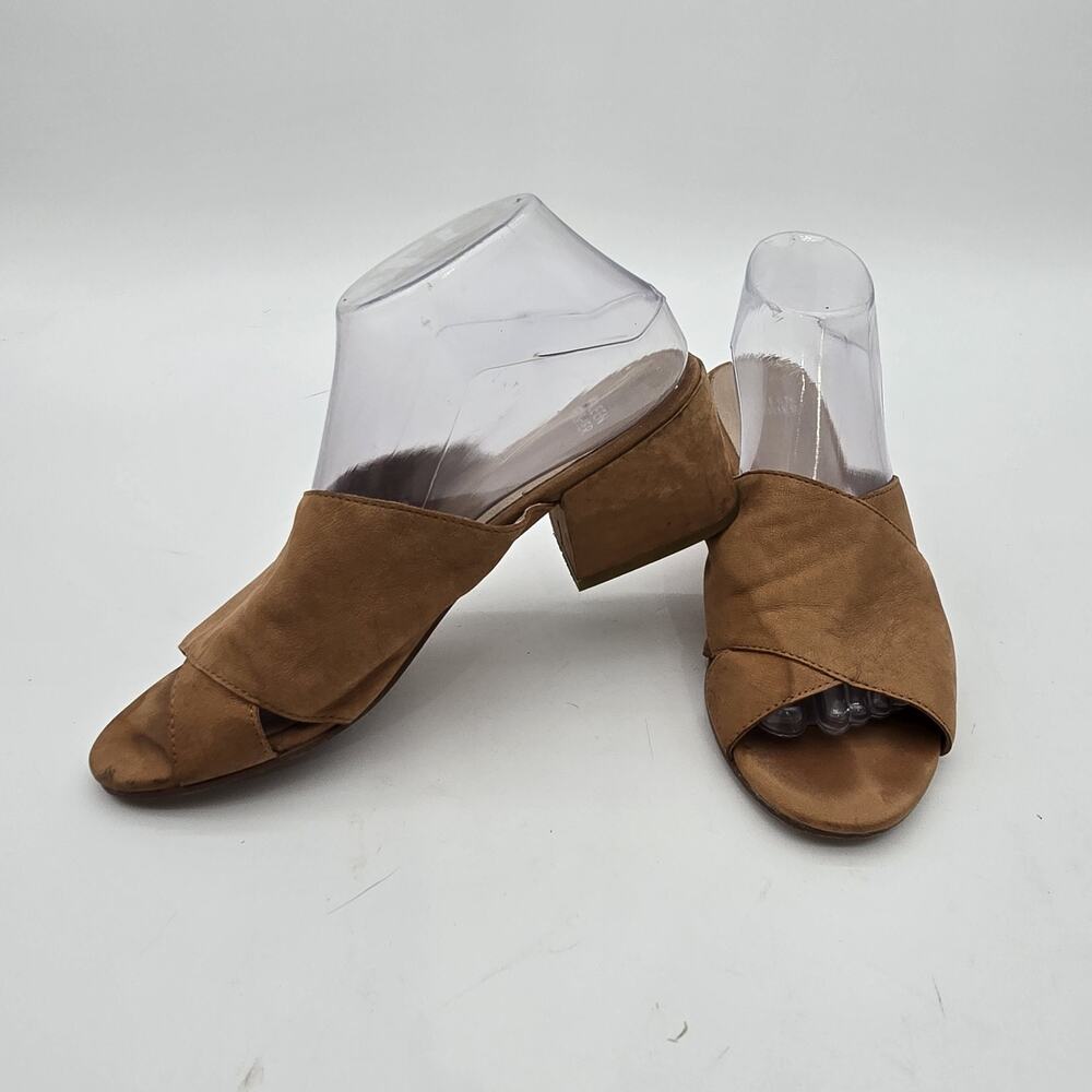 Eileen Fisher Sandals Womens 8.5 Beige Suede Criss Cross Heels Open Toed